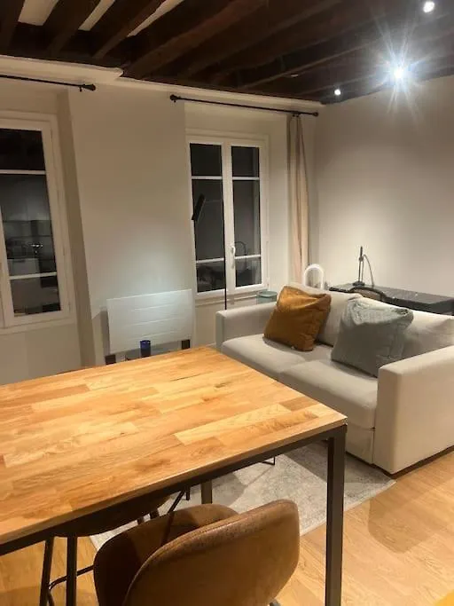 Magnifique Appartement Le Marais Paříž 0*,